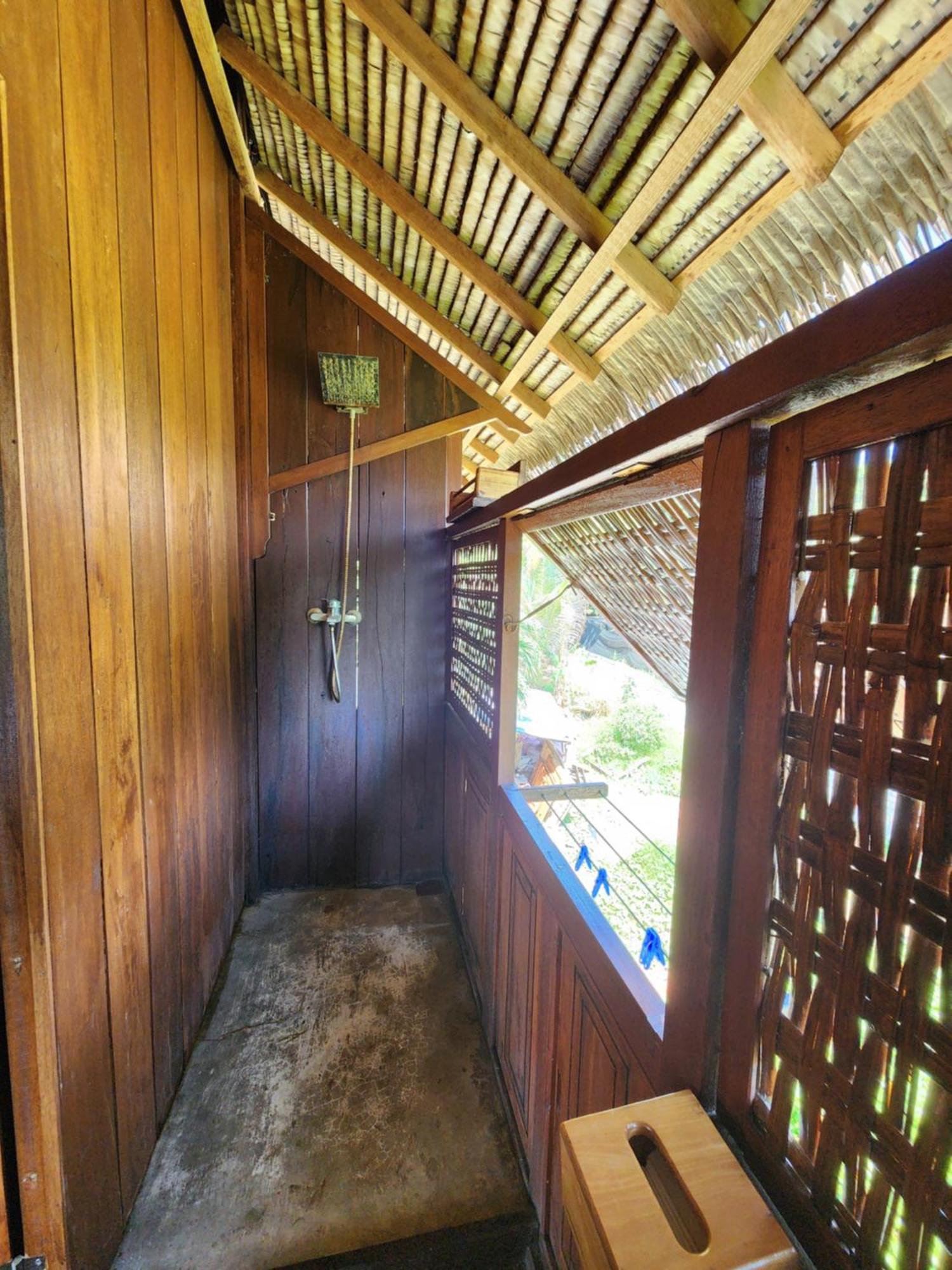 Basa-Basi Lodge Karimunjawa Exterior foto